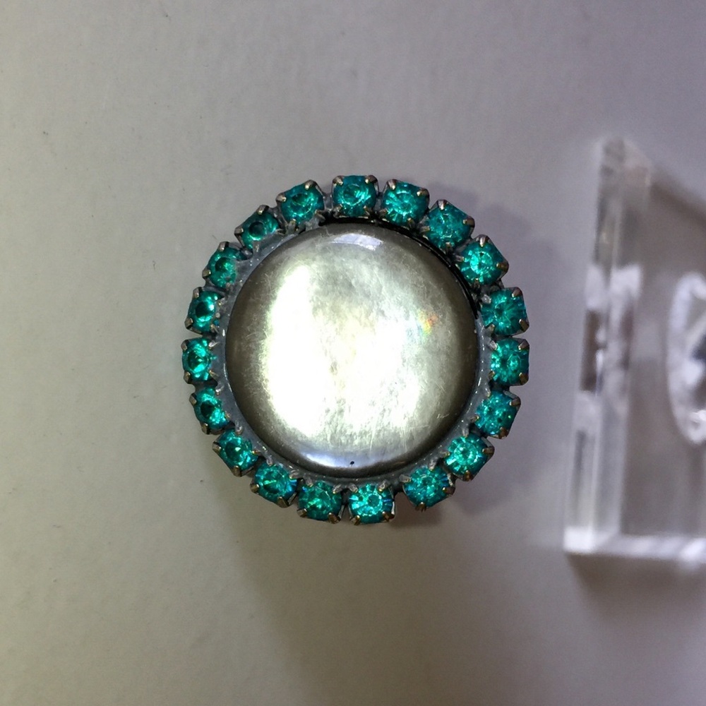 LIZ PALACIOS MOTHER OF PEARL AND CRYSTAL RING SIZE 7